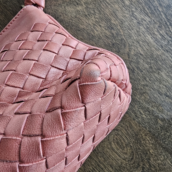 Bottega Veneta Intrecciato Leather Handbag Coral *FLAWS* - Picture 14 of 16